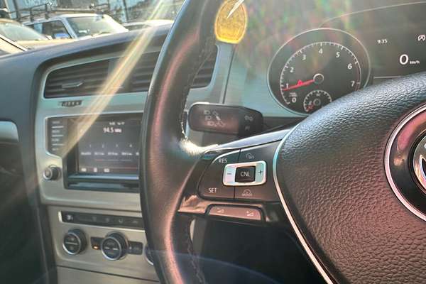 2015 Volkswagen Golf 90TSI Comfortline 7