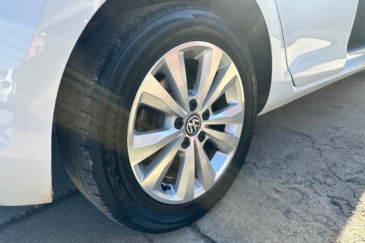2015 Volkswagen Golf 90TSI Comfortline 7
