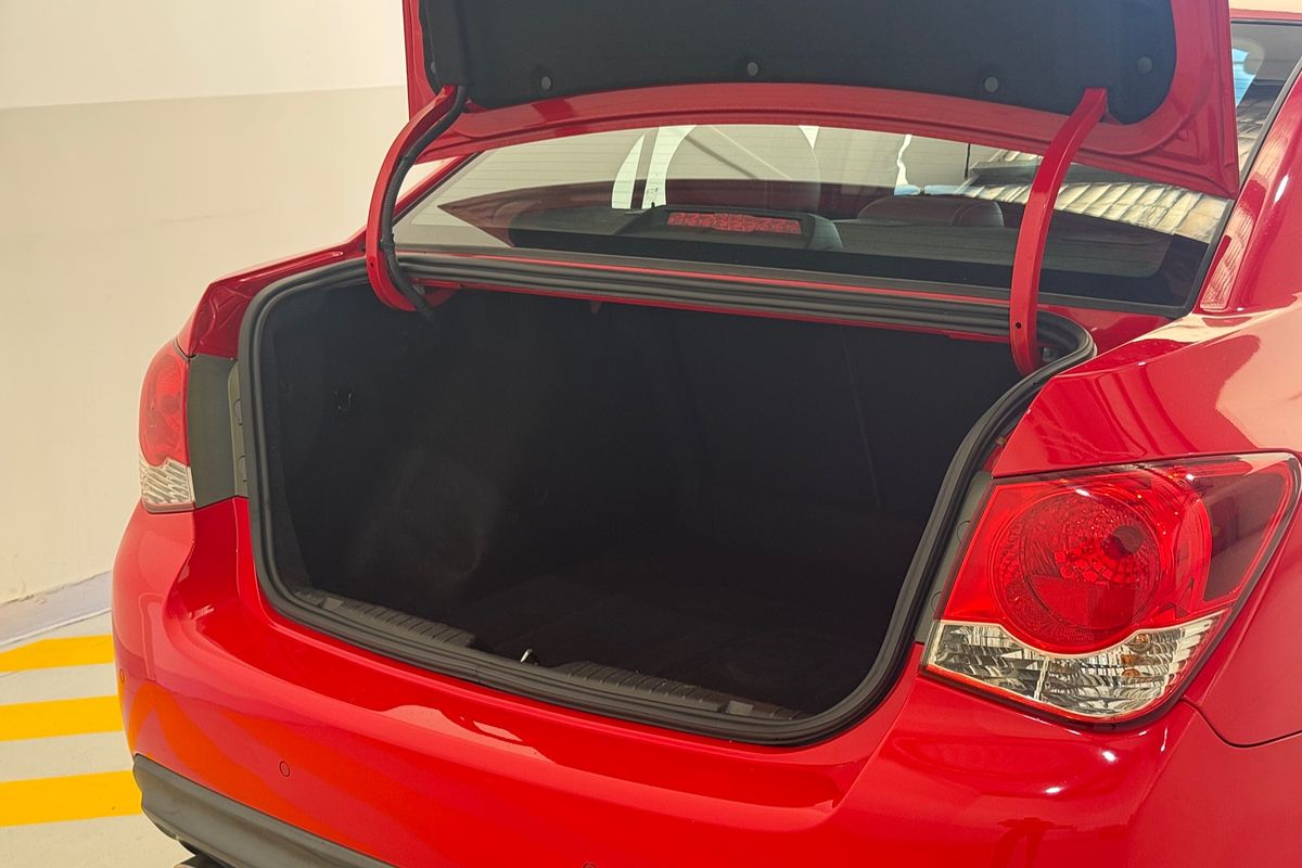 2014 Holden Cruze SRi JH Series II