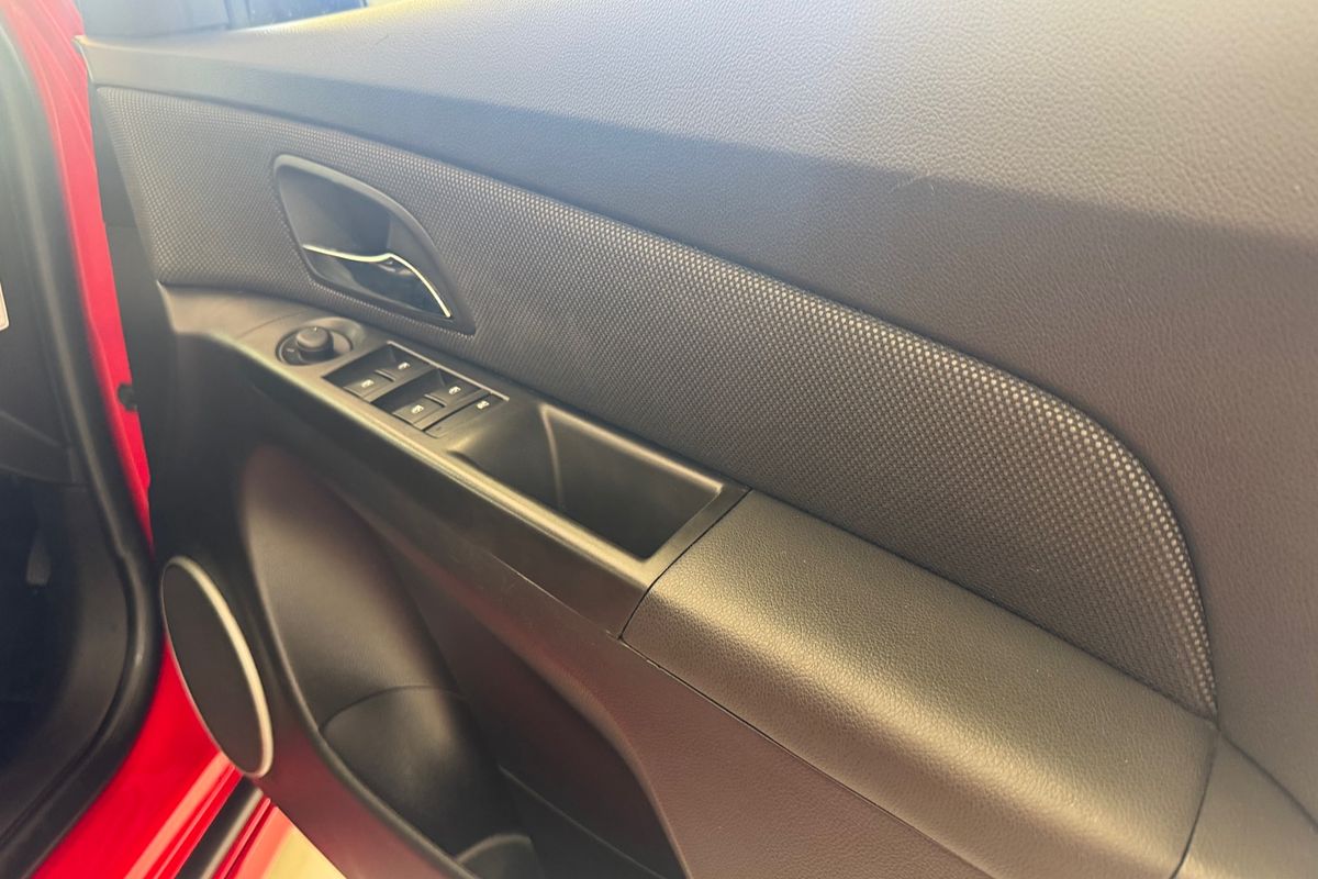 2014 Holden Cruze SRi JH Series II