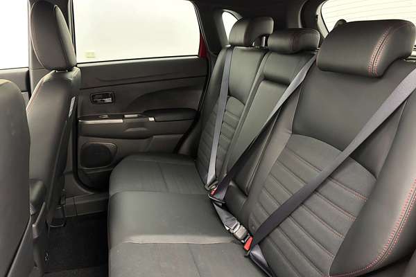 2024 Mitsubishi XD6G45