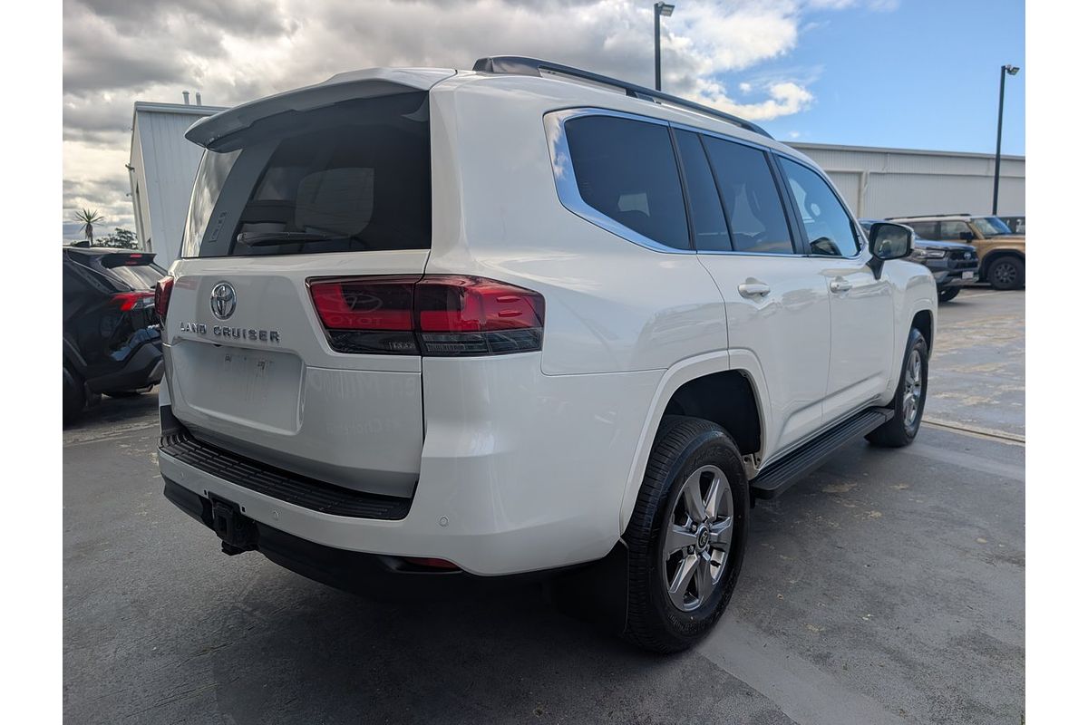2023 Toyota Landcruiser