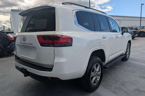 2023 Toyota Landcruiser