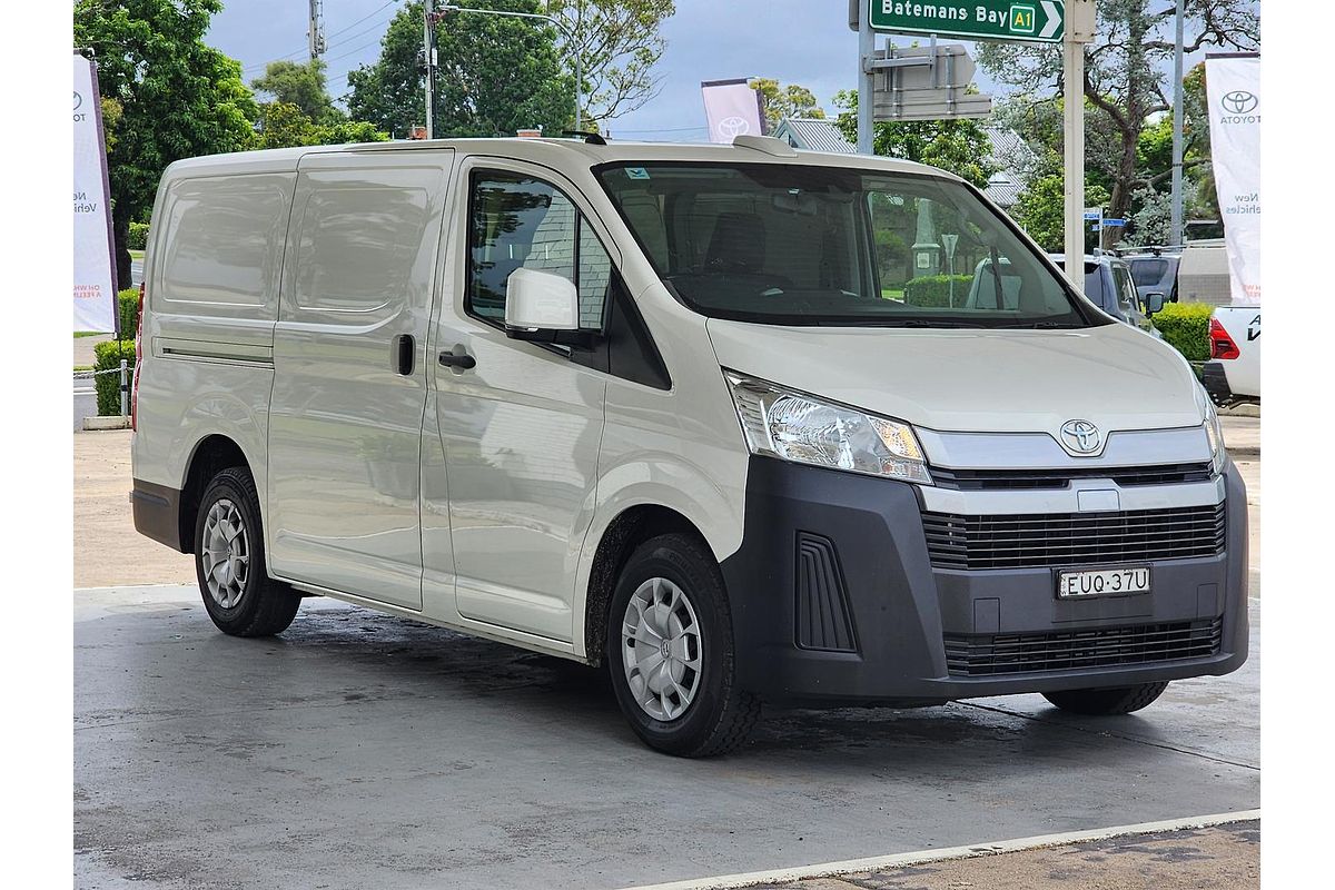 2022 Toyota Hiace GDH300R LWB