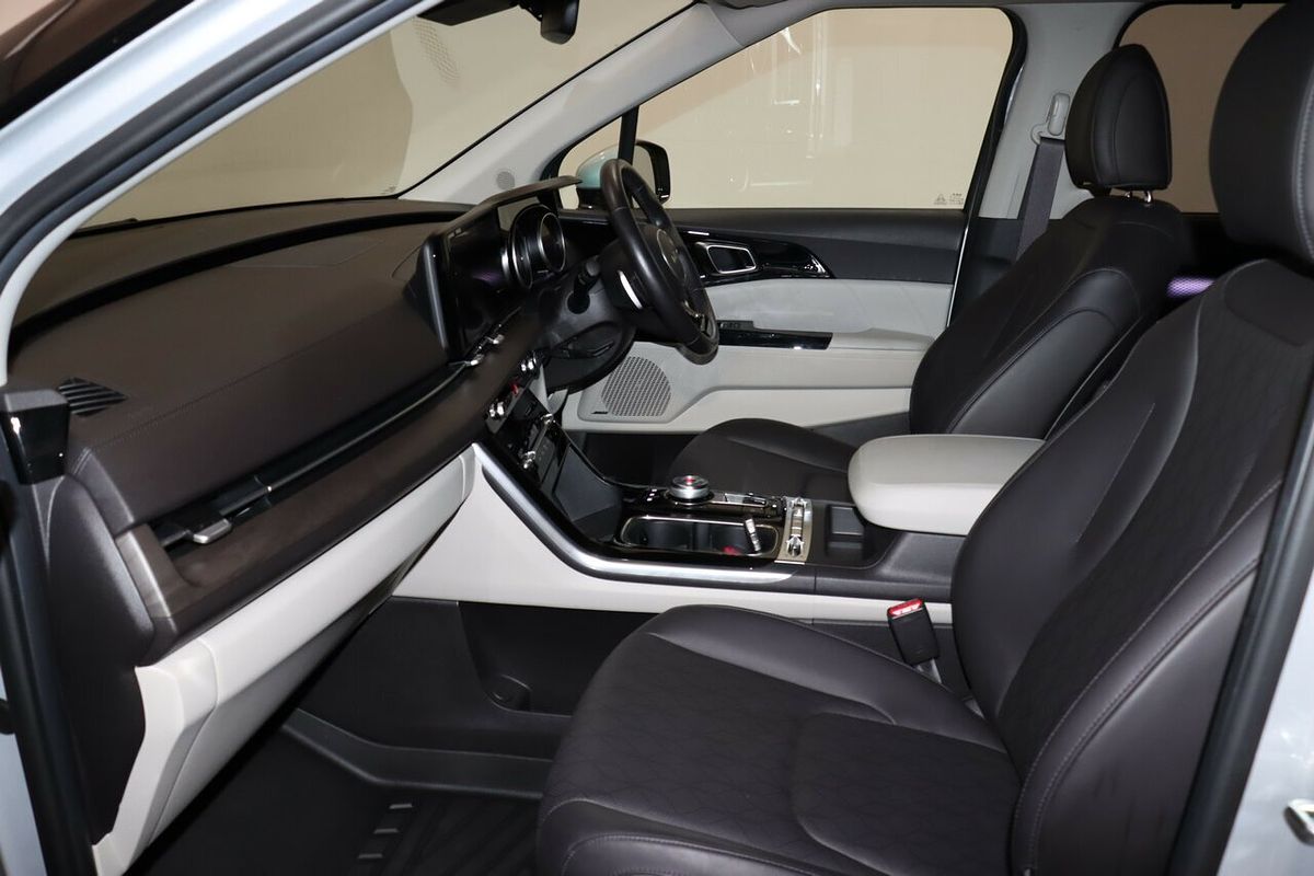 2023 Kia Carnival Platinum KA4