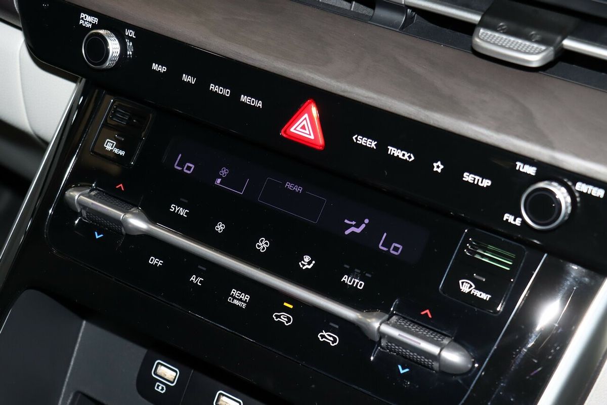 2023 Kia Carnival Platinum KA4