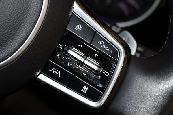2023 Kia Carnival Platinum KA4