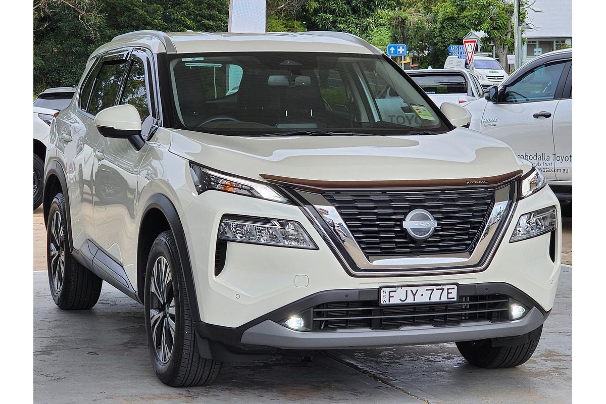 2022 Nissan X-TRAIL ST-L T33