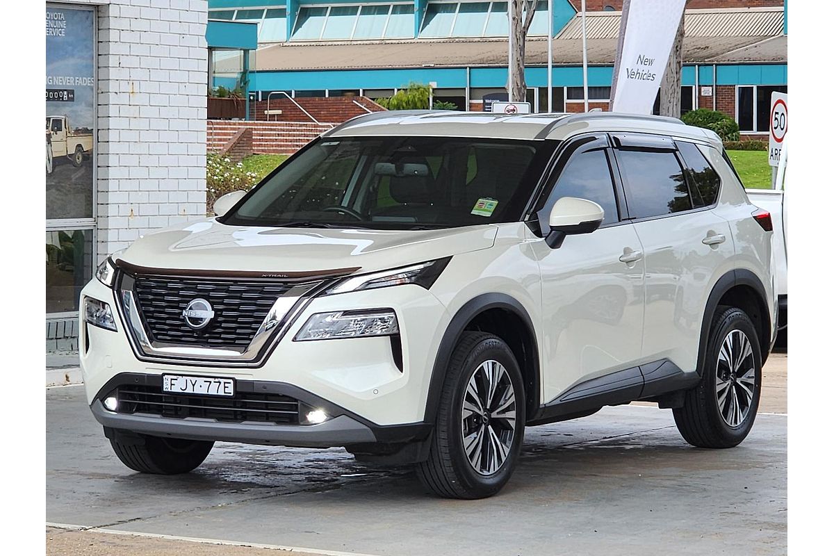 2022 Nissan X-TRAIL ST-L T33