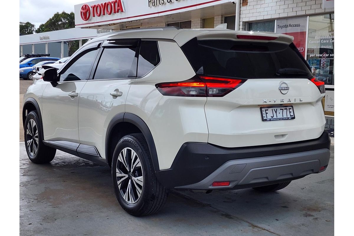 2022 Nissan X-TRAIL ST-L T33