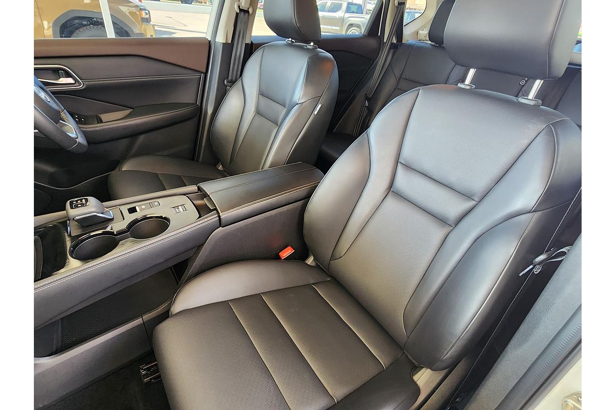 2022 Nissan X-TRAIL ST-L T33