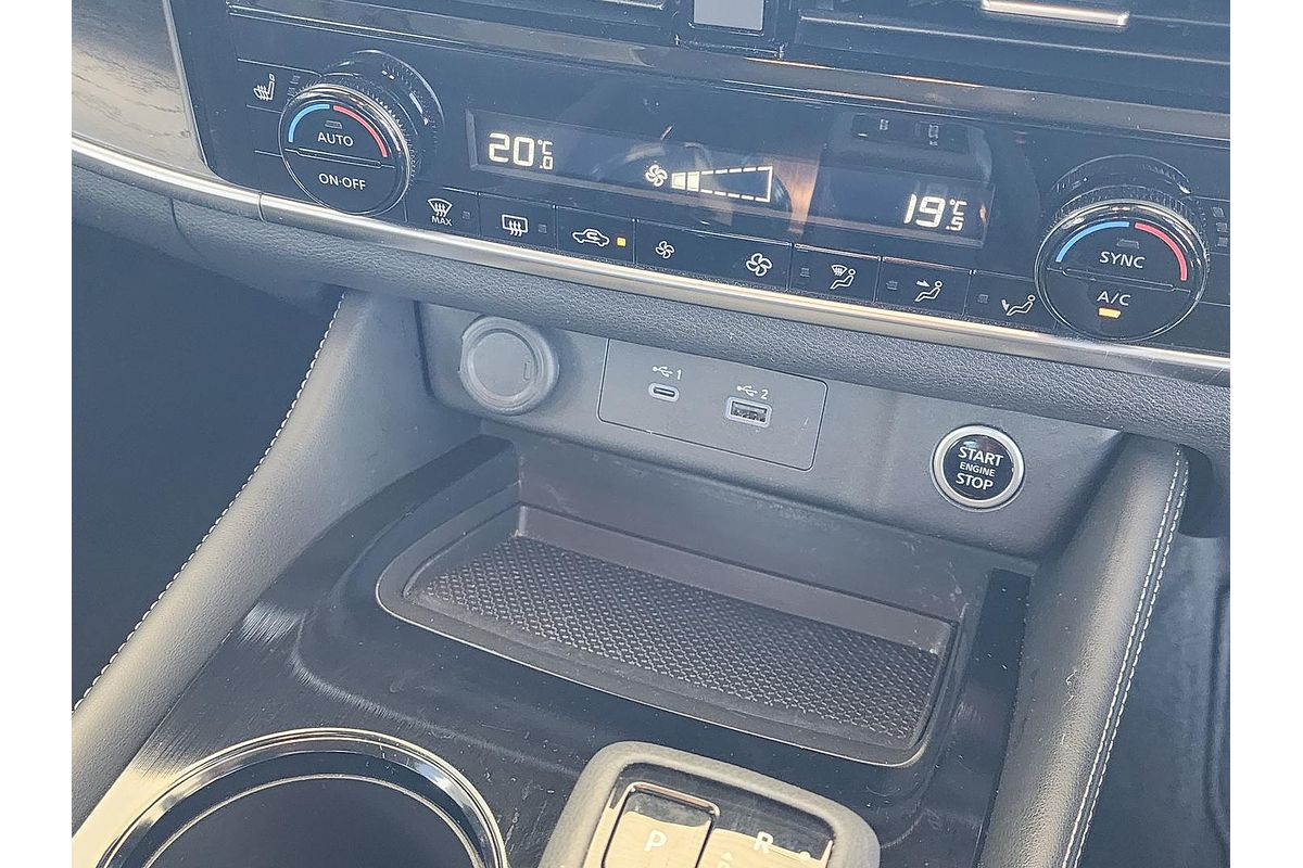 2022 Nissan X-TRAIL ST-L T33