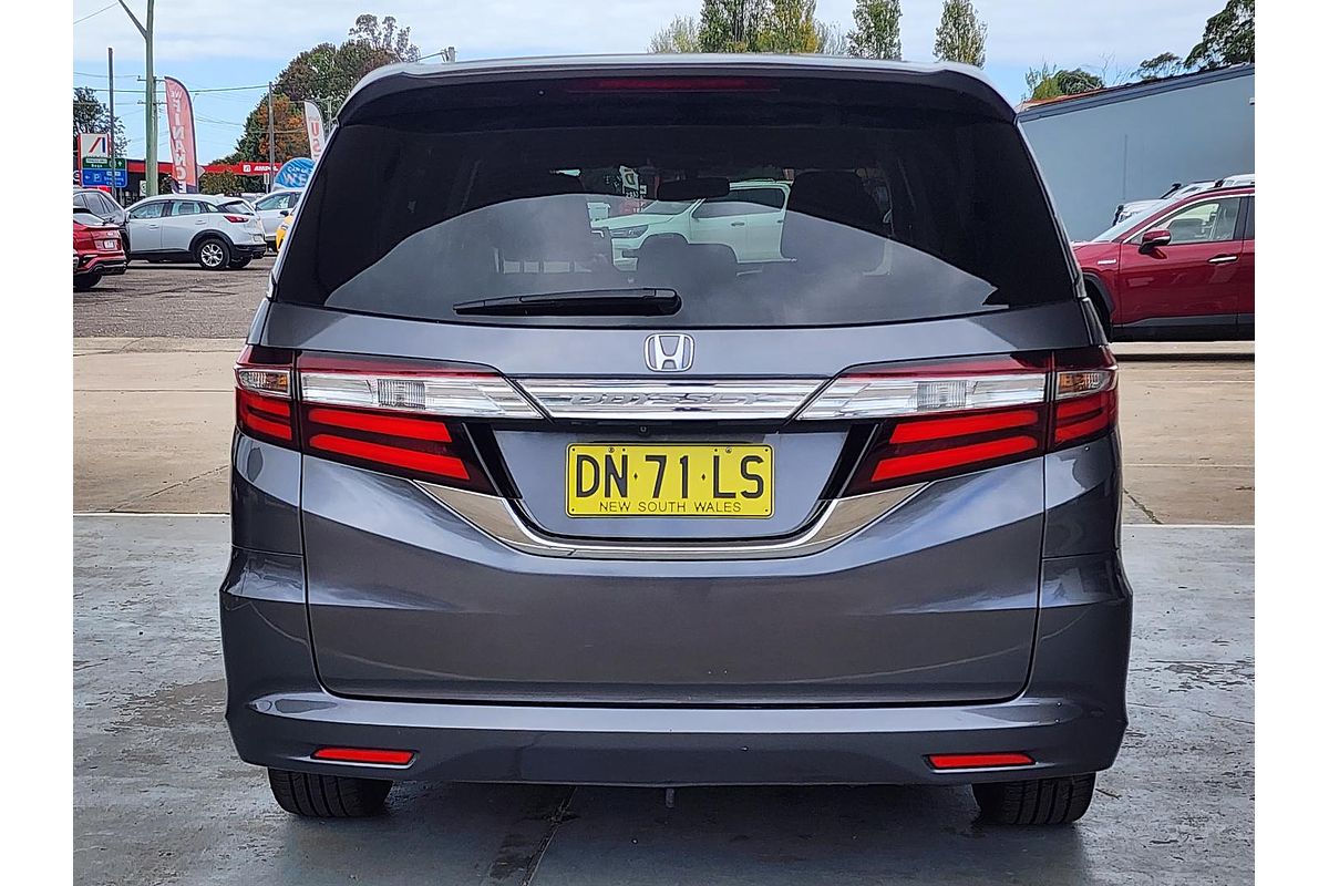 2017 Honda Odyssey VTi 5th Gen