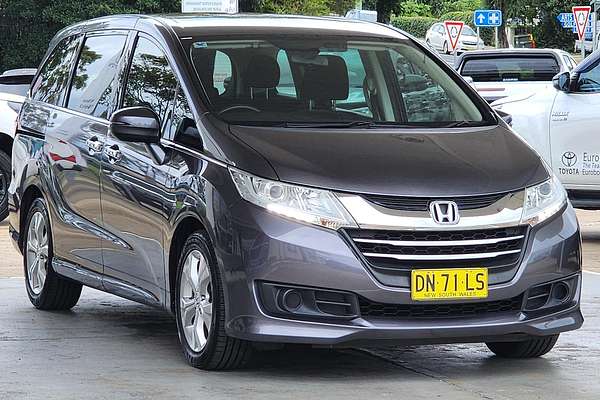 2017 Honda Odyssey VTi 5th Gen
