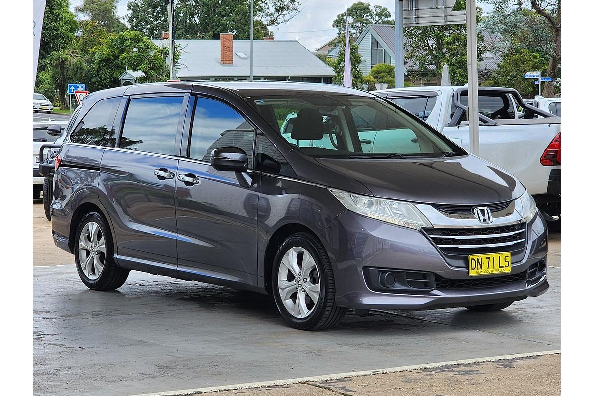 2017 Honda Odyssey VTi 5th Gen