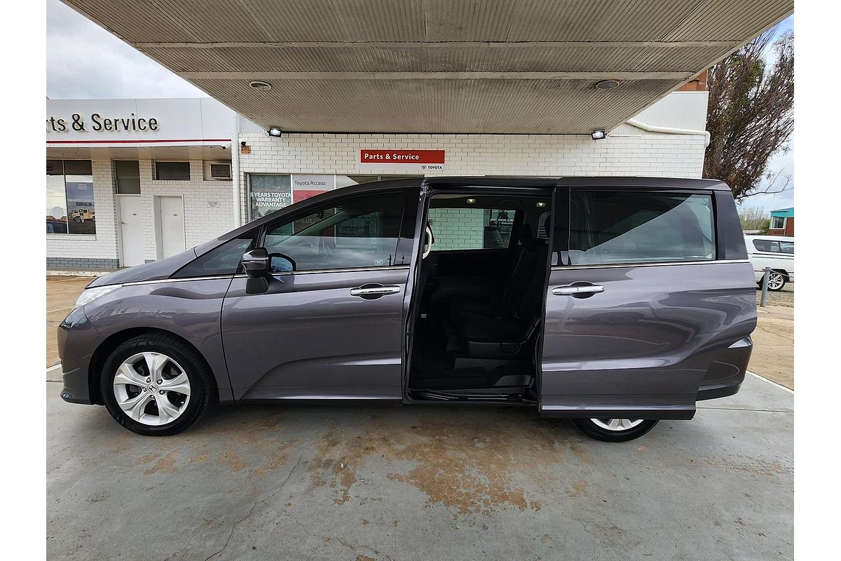 2017 Honda Odyssey VTi 5th Gen