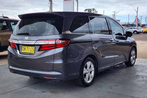 2017 Honda Odyssey VTi 5th Gen