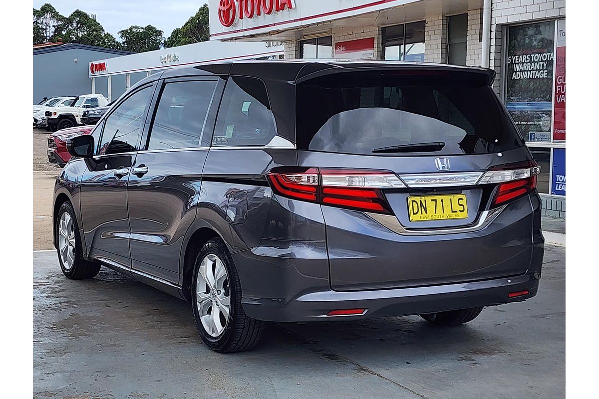 2017 Honda Odyssey VTi 5th Gen