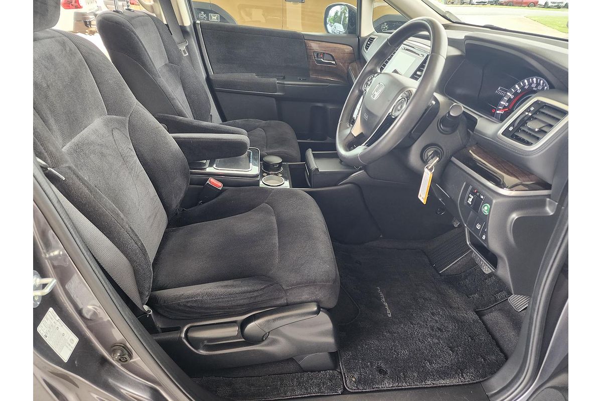 2017 Honda Odyssey VTi 5th Gen