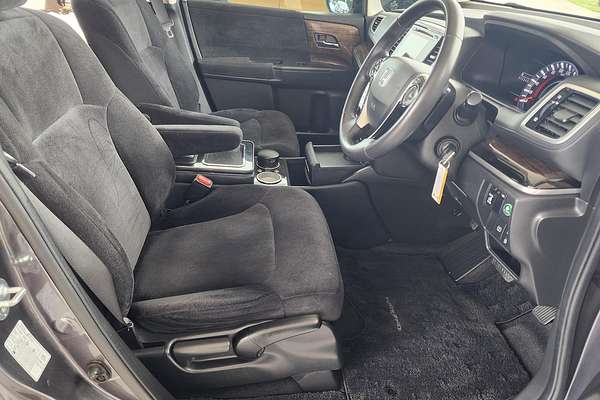 2017 Honda Odyssey VTi 5th Gen