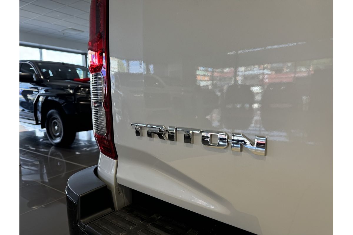 2025 Mitsubishi MV Triton GSR SAM 2.4L D 6A/T 4X4 DC PU