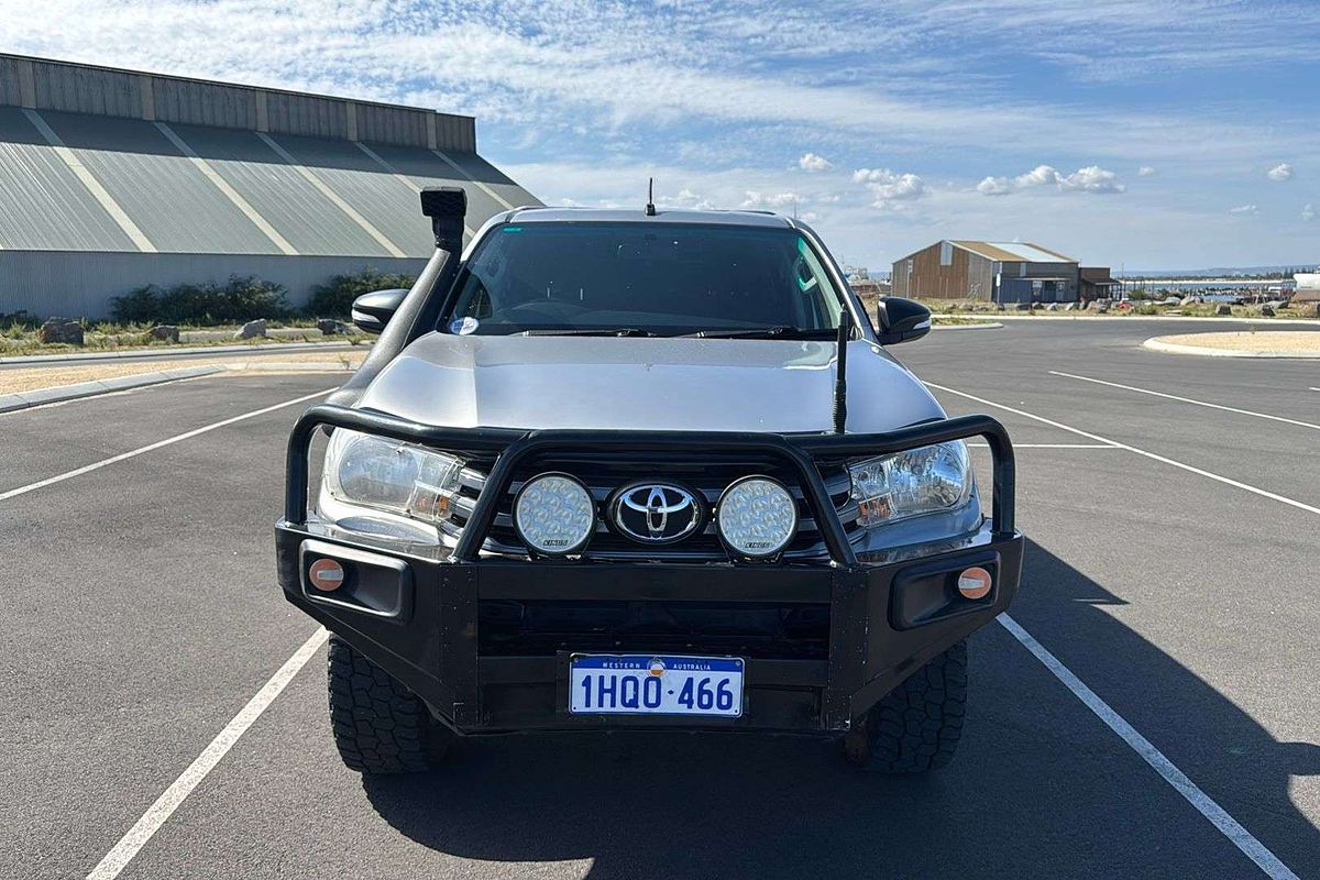 2016 Toyota Hilux SR GUN126R 4X4