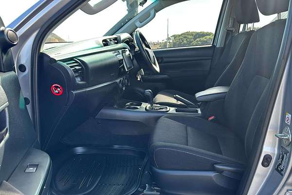 2016 Toyota Hilux SR GUN126R 4X4