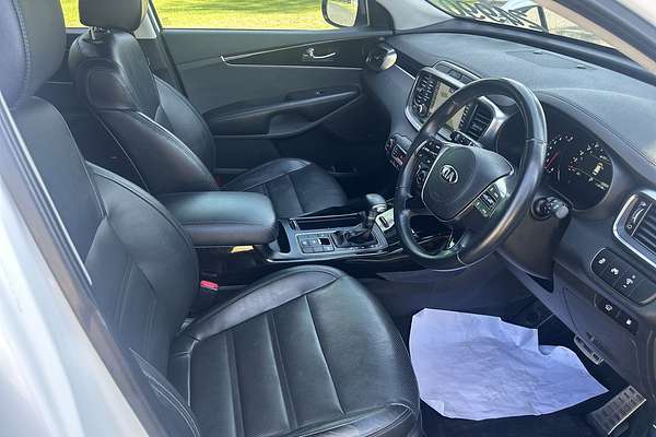 2018 Kia Sorento SLi UM