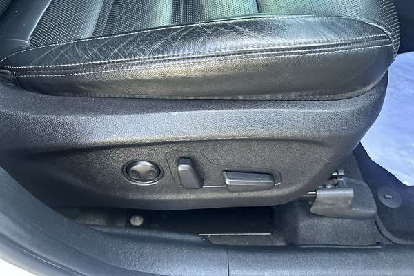 2018 Kia Sorento SLi UM