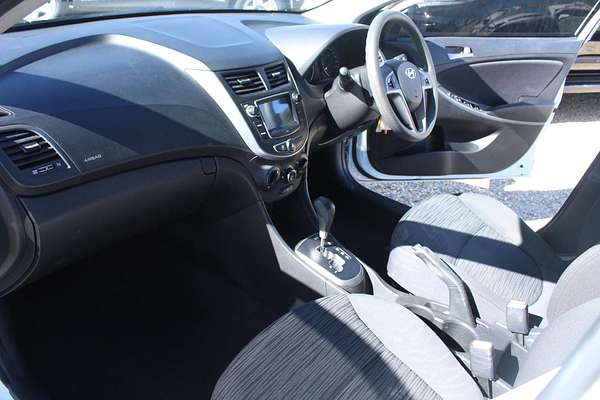 2016 Hyundai Accent Active RB4