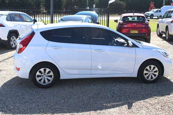 2016 Hyundai Accent Active RB4