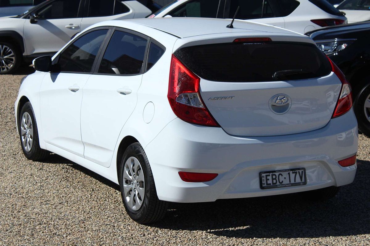 2016 Hyundai Accent Active RB4