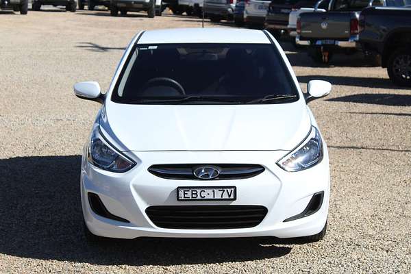 2016 Hyundai Accent Active RB4