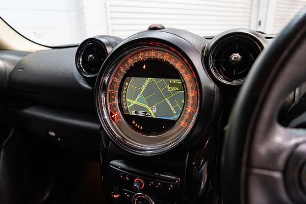 2013 MINI Paceman Cooper S R61