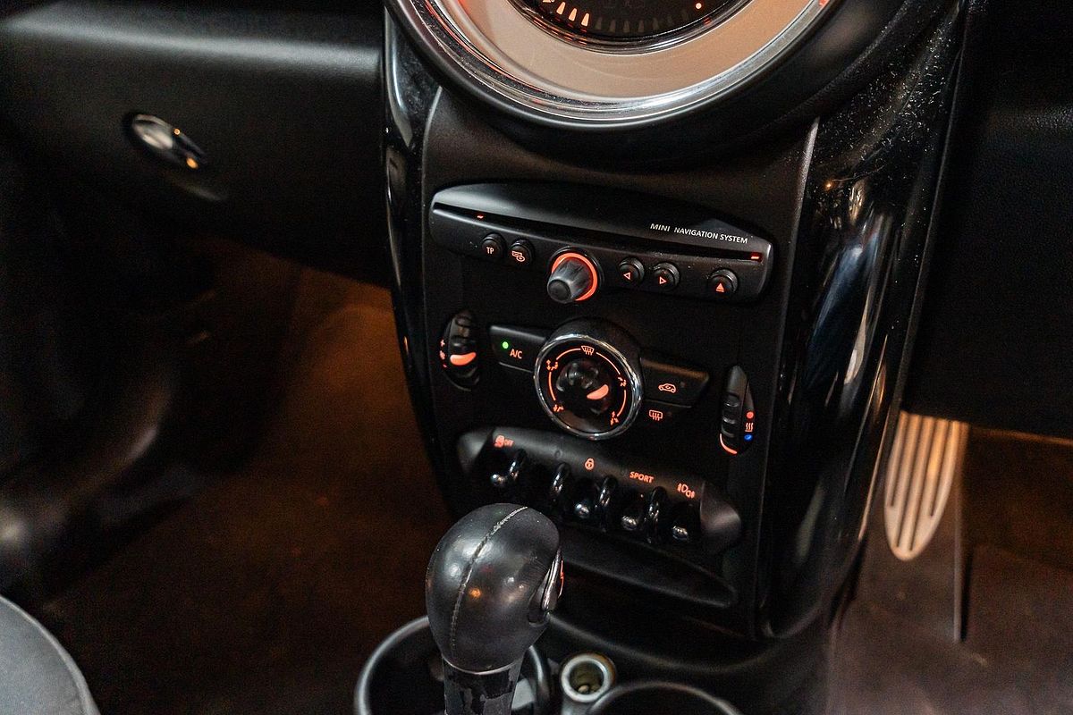 2013 MINI Paceman Cooper S R61