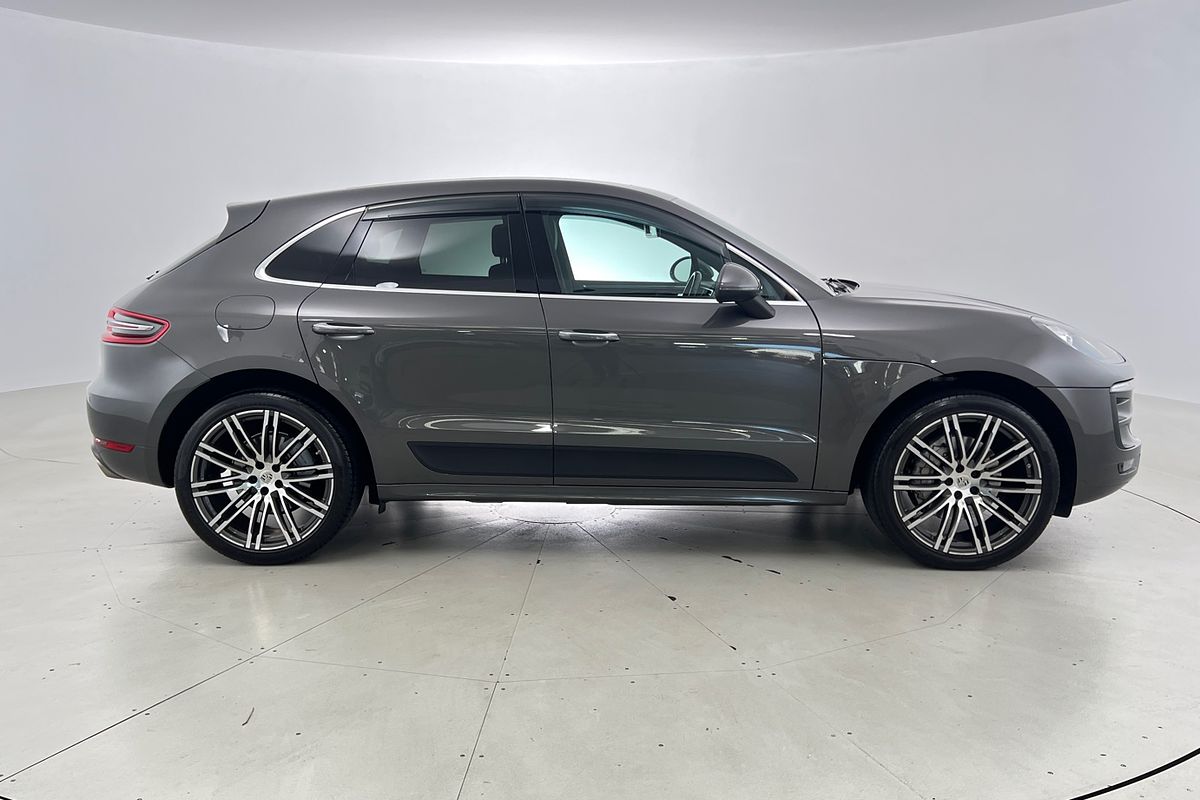 2016 Porsche Macan S 95B