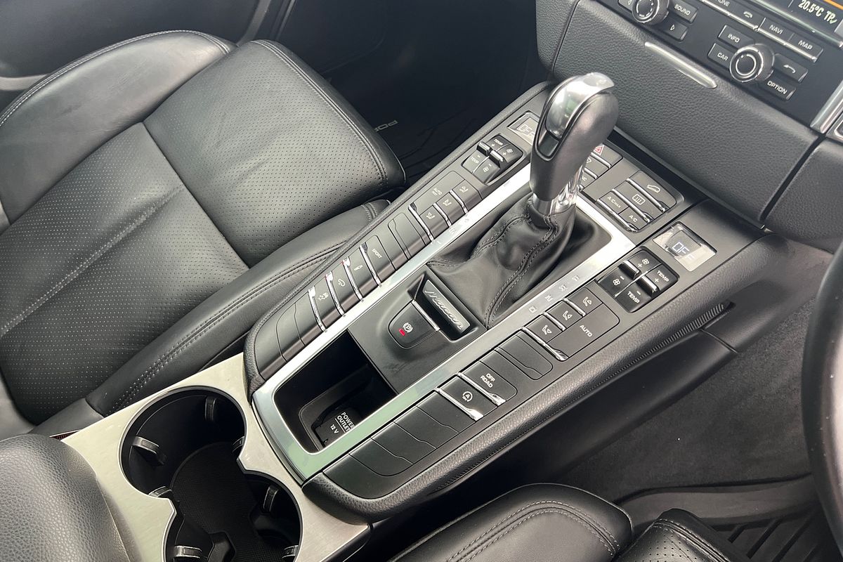 2016 Porsche Macan S 95B
