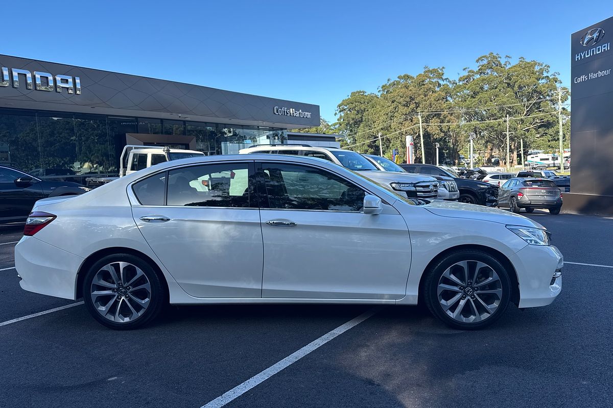 2017 Honda Accord VTi-L 9th Gen