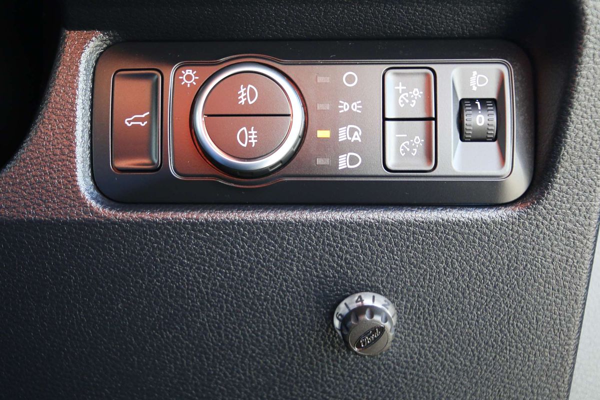 2022 Ford Everest Sport