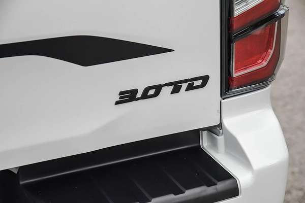 2025 Isuzu D-MAX BLADE 4X4