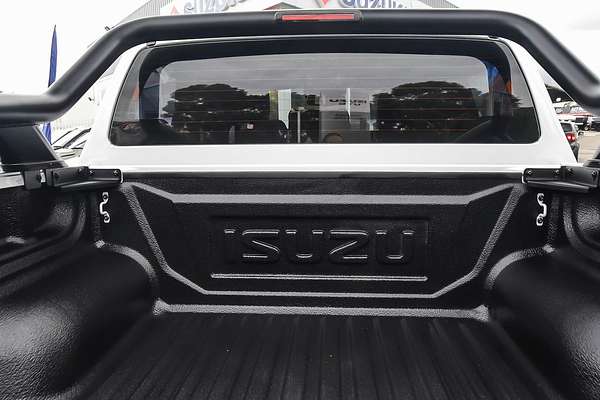 2025 Isuzu D-MAX BLADE 4X4