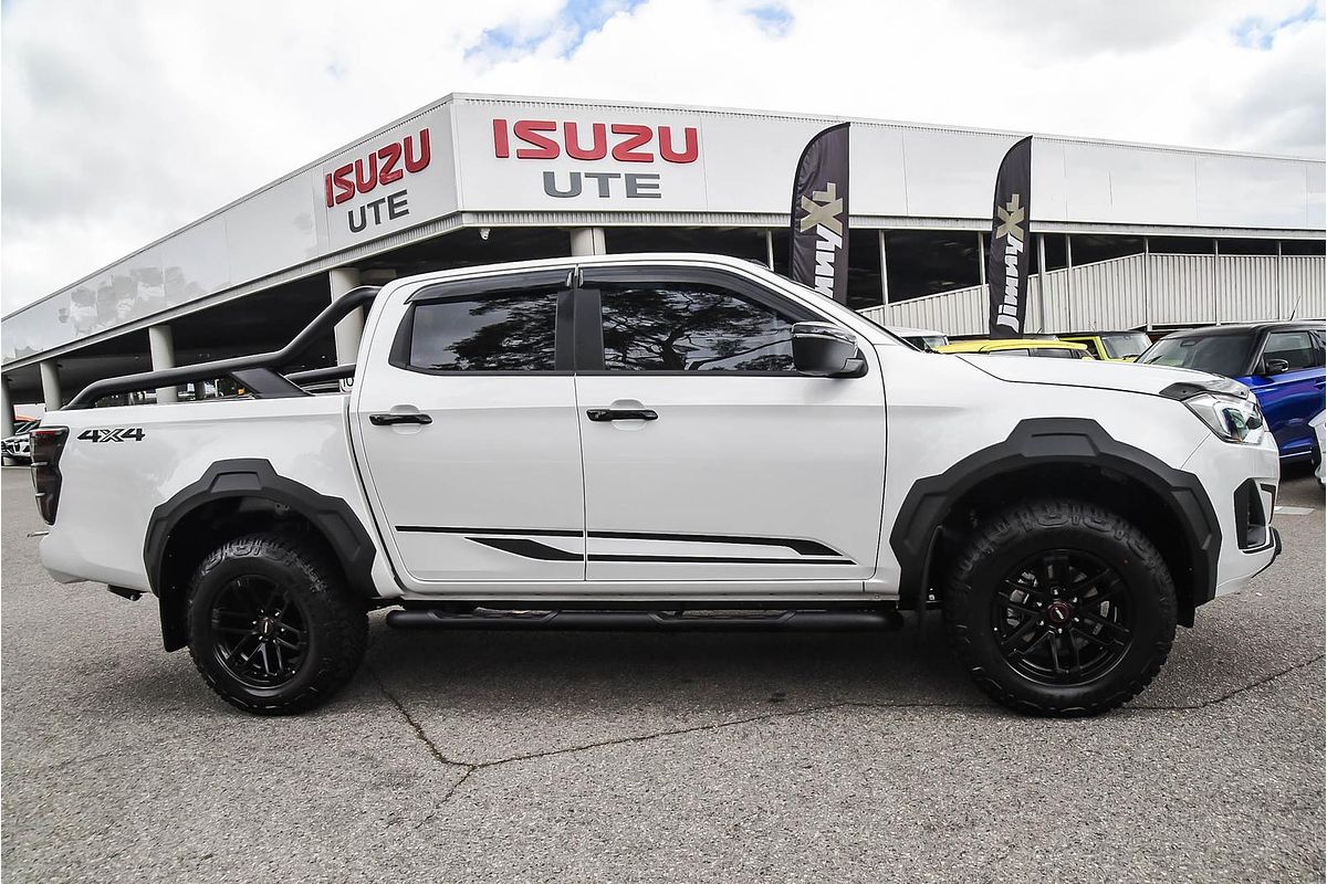 2025 Isuzu D-MAX BLADE 4X4