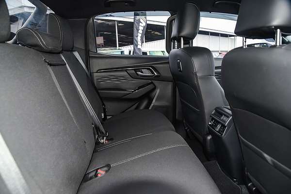 2025 Isuzu D-MAX BLADE 4X4