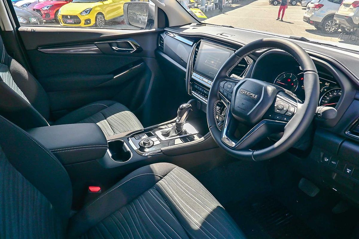 2024 Isuzu MU-X LS-U