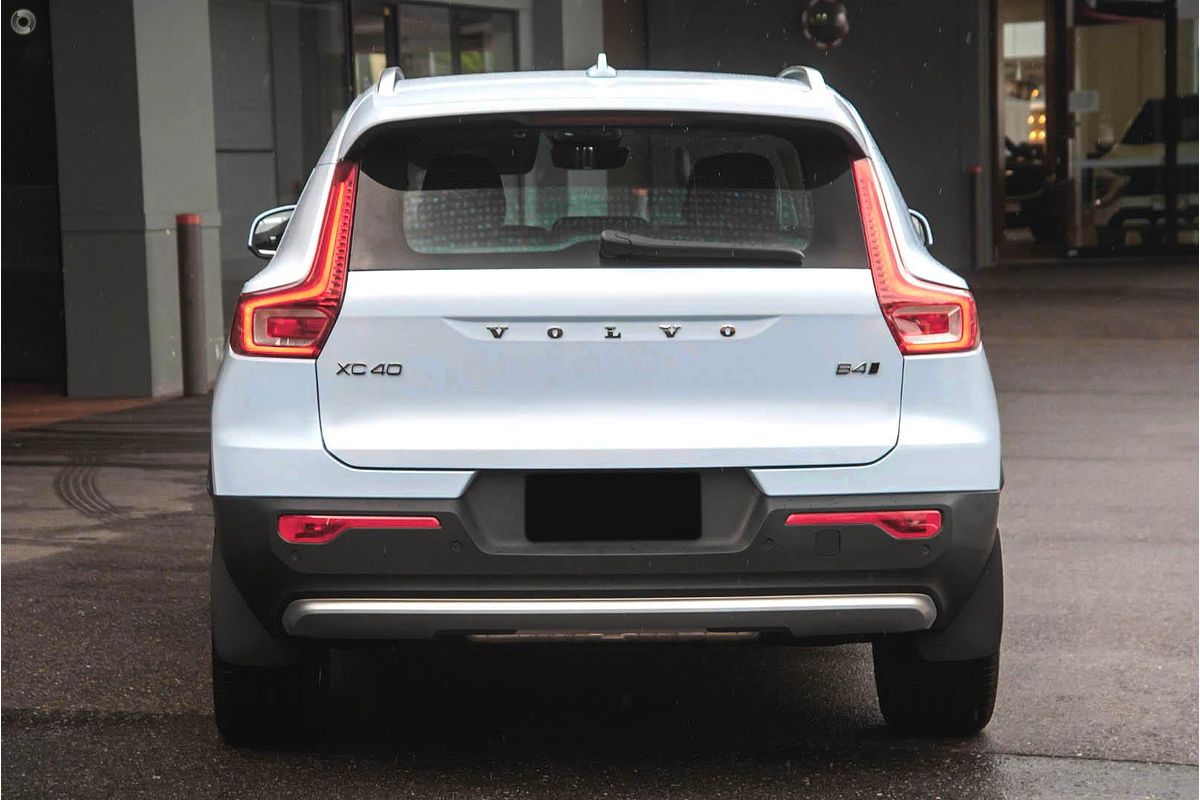 2024 Volvo XC40 Ultra B4 Bright