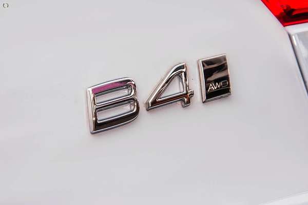 2024 Volvo XC40 Ultra B4 Bright