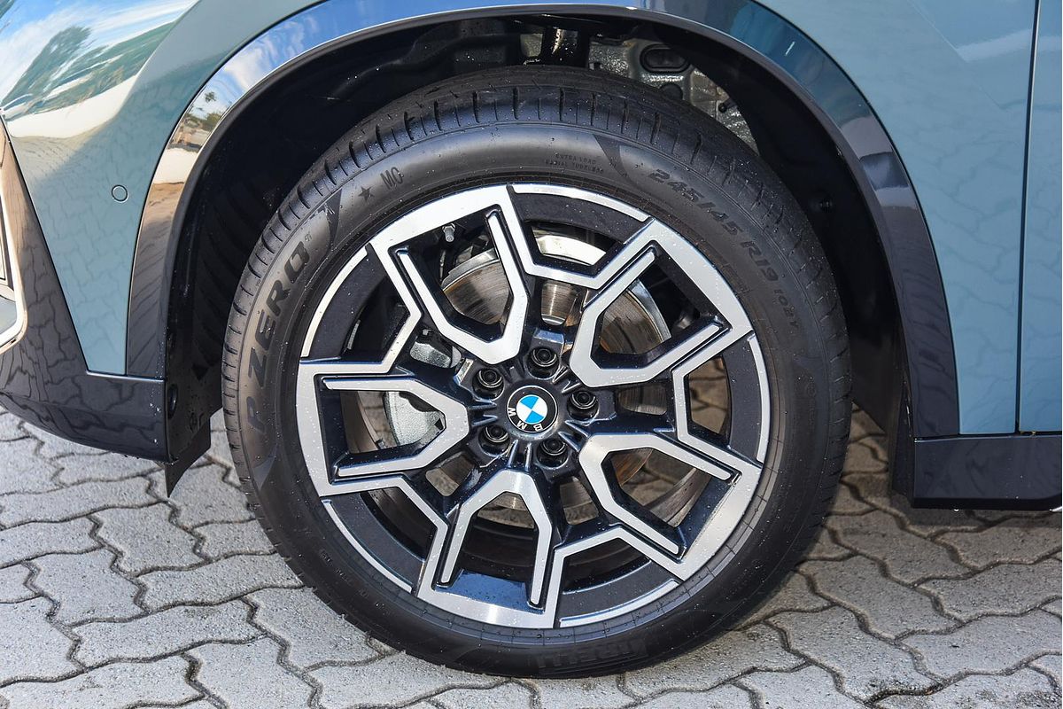 2024 BMW X1 sDrive18i U11