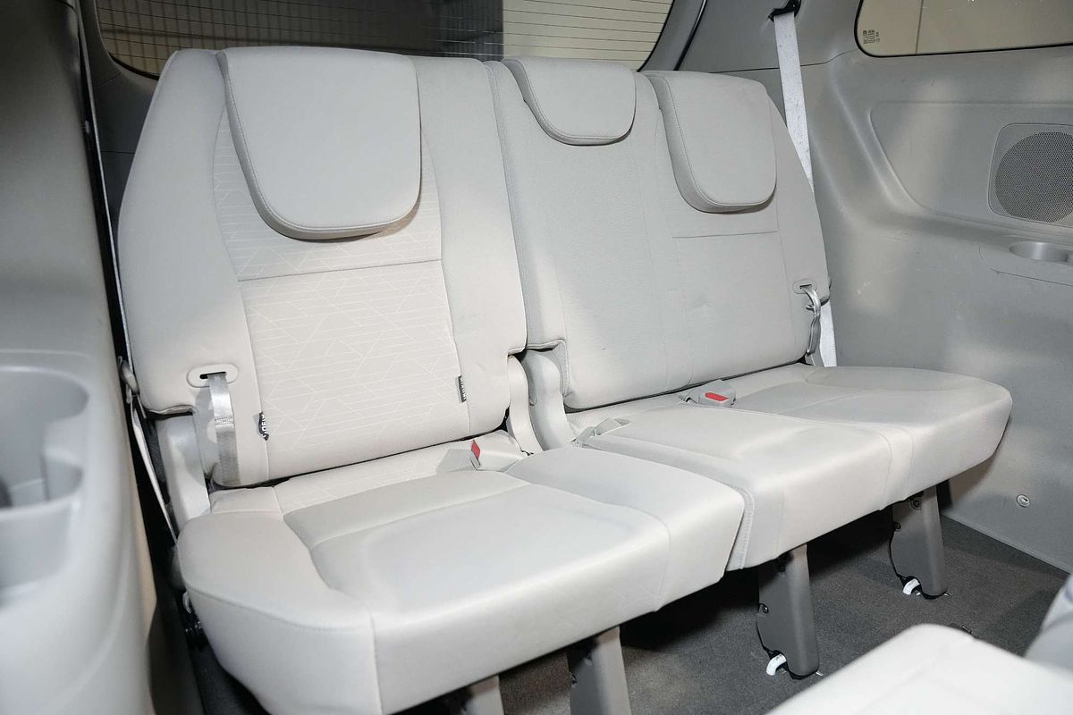2018 Kia Carnival S YP