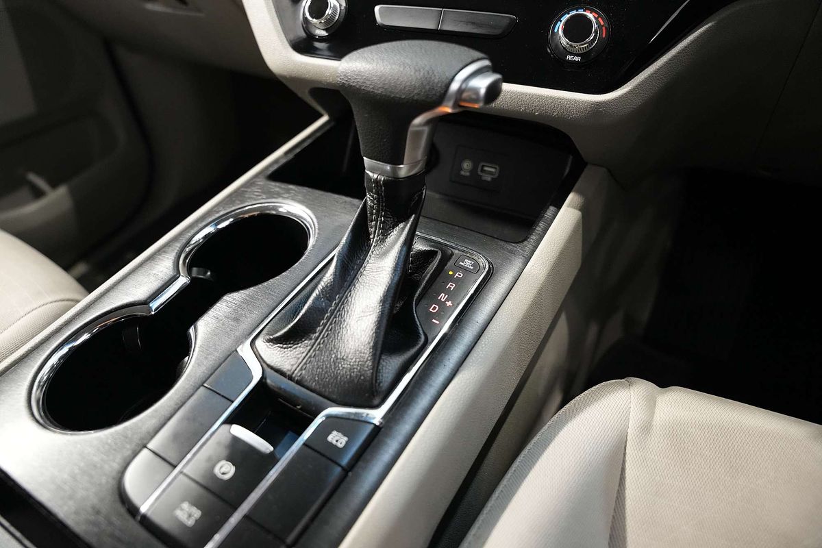 2018 Kia Carnival S YP