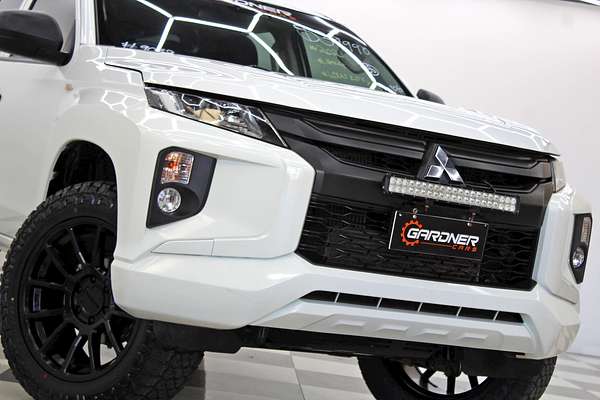 2021 Mitsubishi Triton GLX MR 4X4